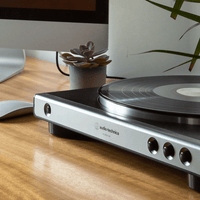 Audio Technica AT - LP60XUSB - GM - Fully Automatic Belt - Drive Turntable - 4961310147242