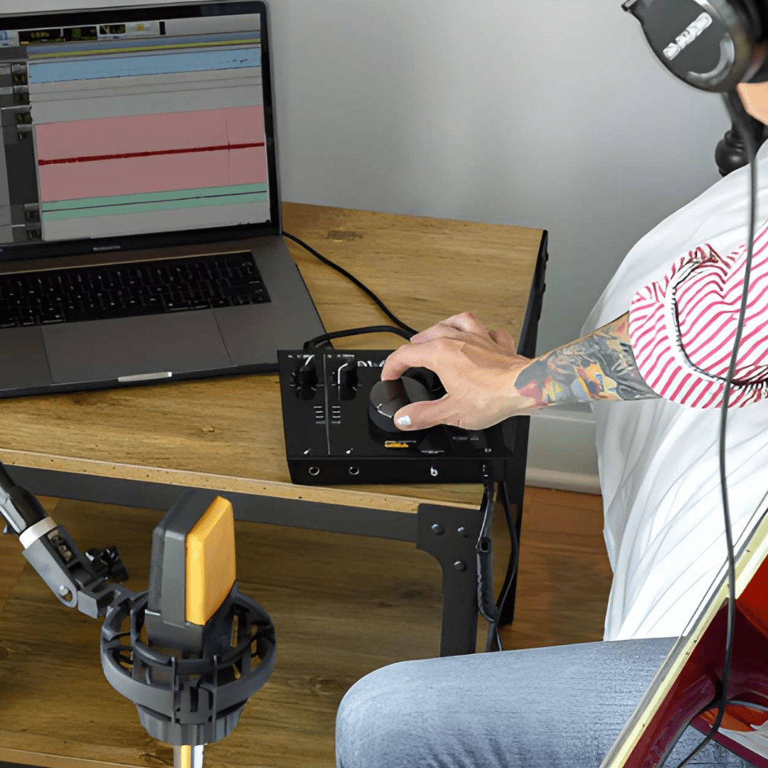 M-Audio AIR 192/6 Audio Inteface USB Audio/MIDI Interface with Mic M-Audio AIR 192/6 Audio Inteface USB Audio/MIDI Interface with Mic